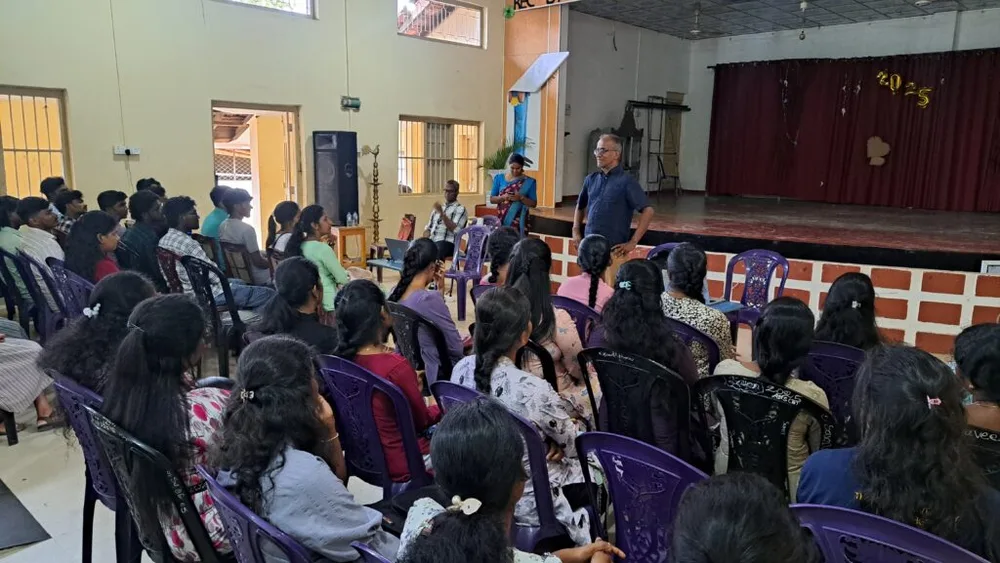 2025 10 Uni Student Meeting Kilinochchi 02 1