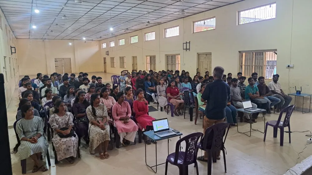 2025 10 Uni Student Meeting Kilinochchi 03 1