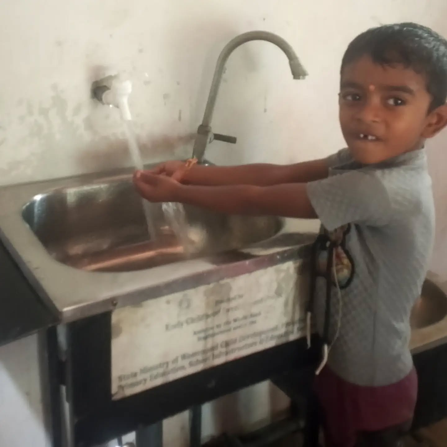 WATER IS FLOWING AT KAJANTHA PRESCHOOL AT KALMADU NAGAR!